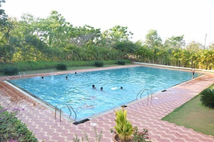 Pool 7 of 14
