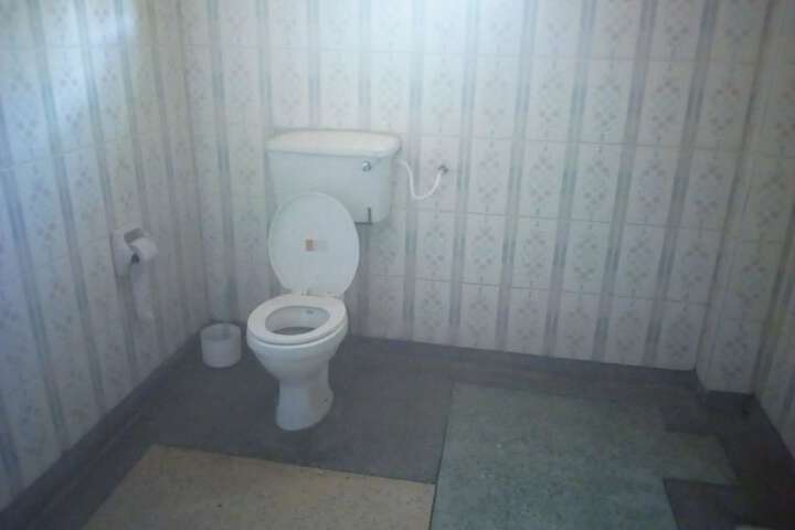 Room 10 of 22