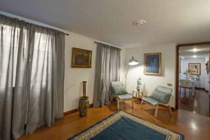 Room 18 of 26