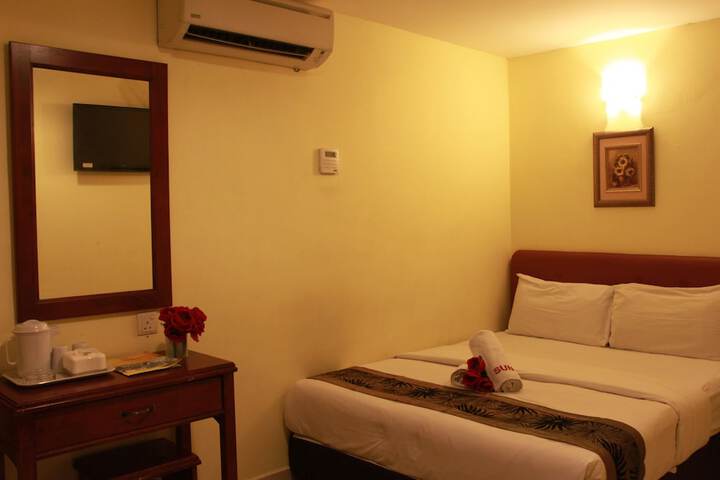 Room 14 of 48