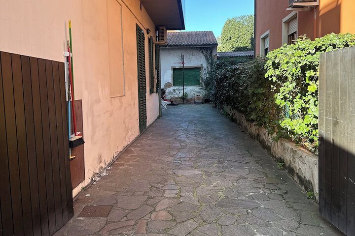 Property Grounds 15 of 17
