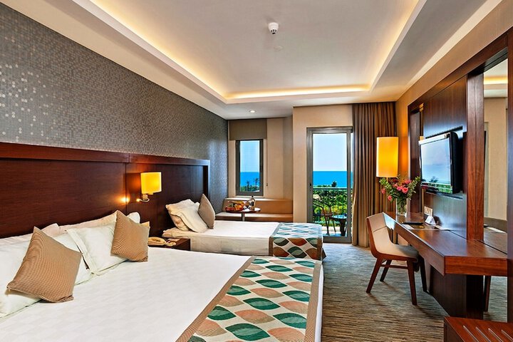 Room 16 of 321