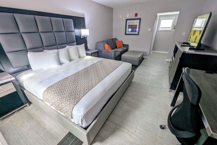 Room 15 of 31