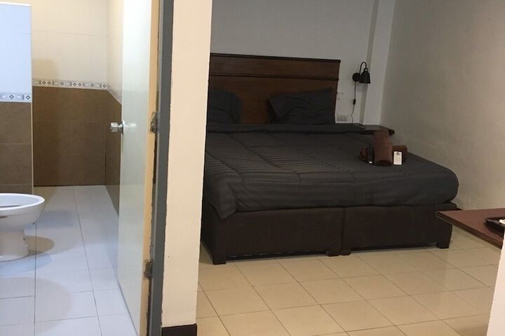 Room 14 of 52