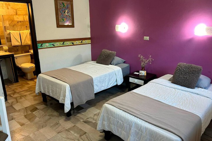 Room 6 of 48