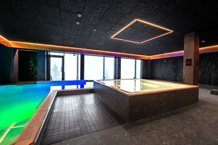 Spa 56 of 104