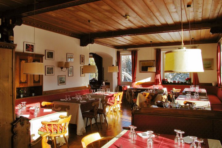Dining Photos