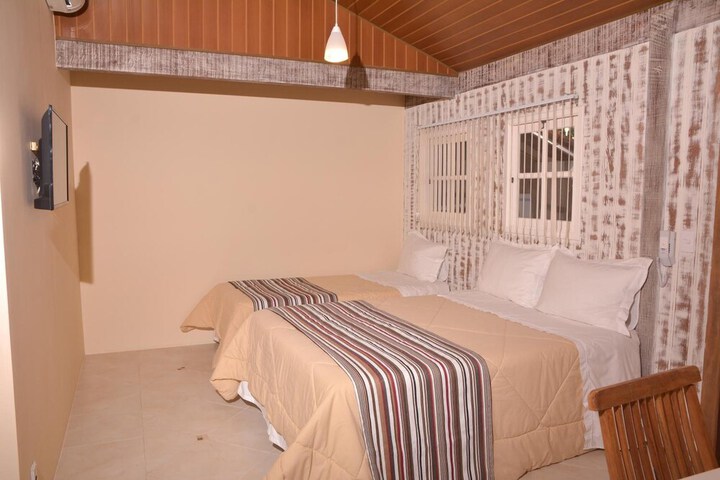 Room 10 of 61