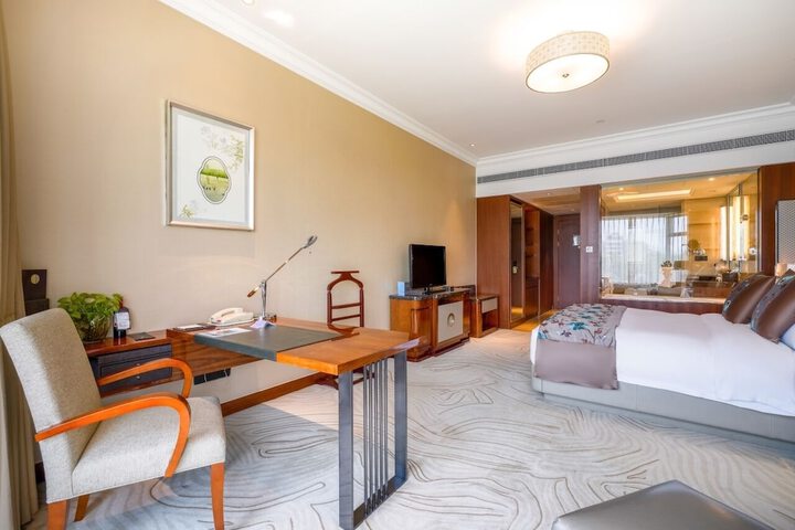 Room 21 of 99
