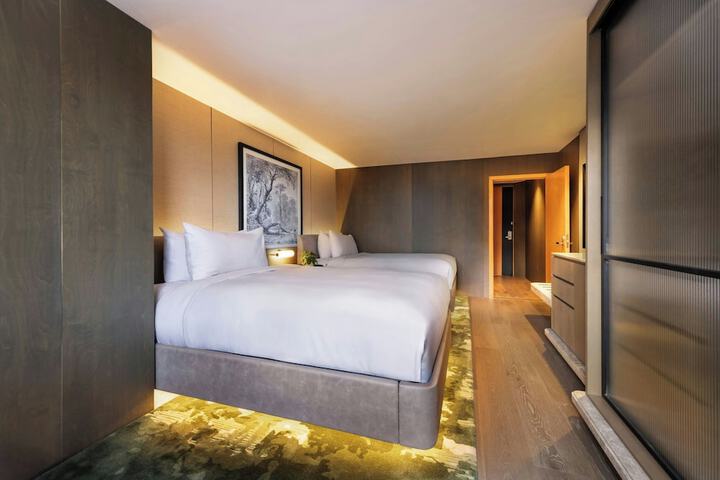Room 40 of 107