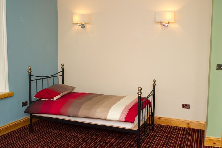 Room 6 of 52