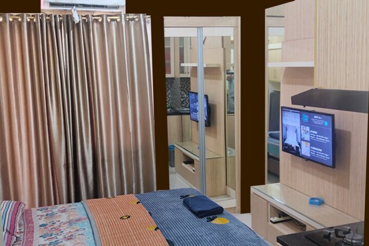 Room 4 of 14