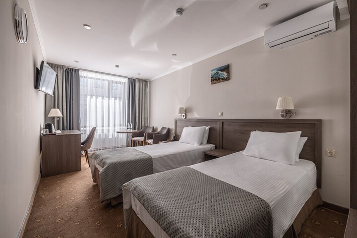 Room 9 of 55