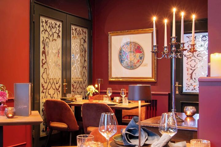 Dining 40 of 59
