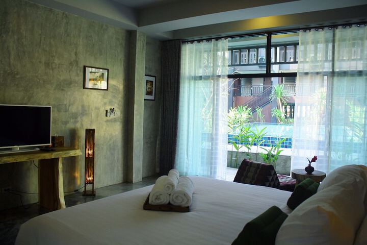 Room 33 of 88