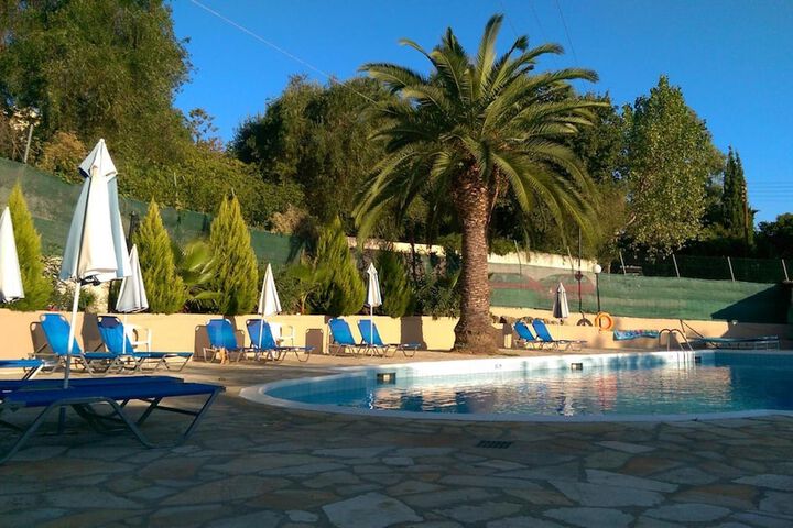 Pool 33 of 41