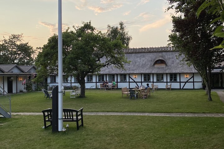 Exterior of Kirsebærkroen