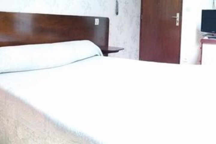 Room 39 of 46