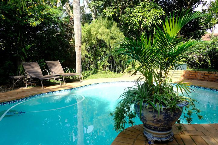 Hotel Pool