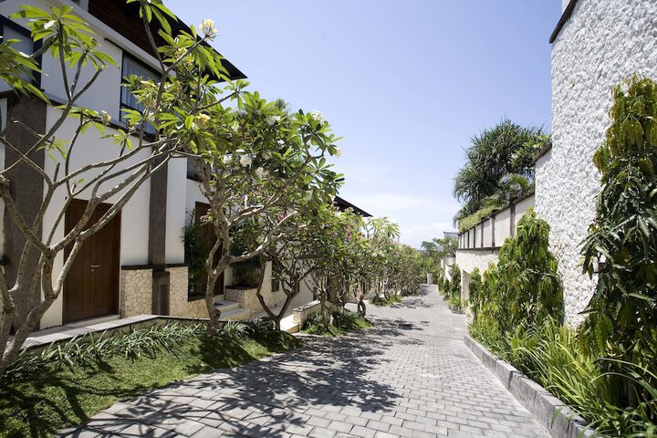 Hotel 3 of 74