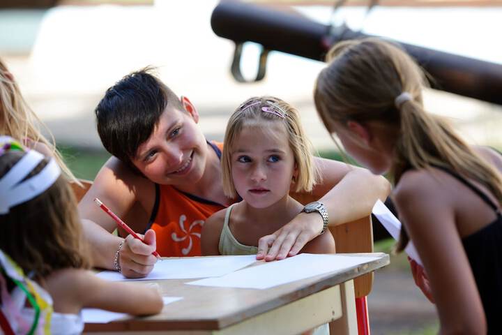 Childrens Activities 24 of 32