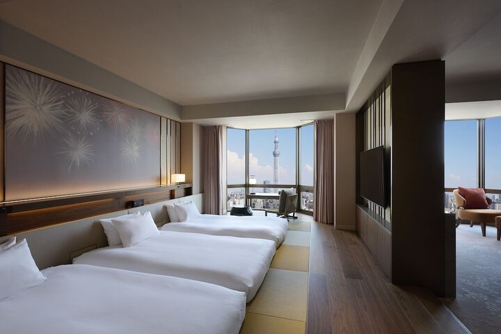 Room 33 of 155