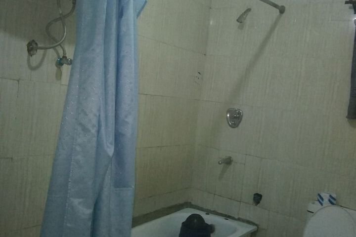Room 18 of 21