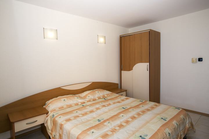 Room 26 of 91