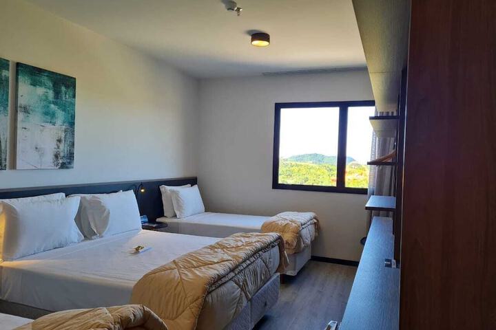 Room 6 of 21