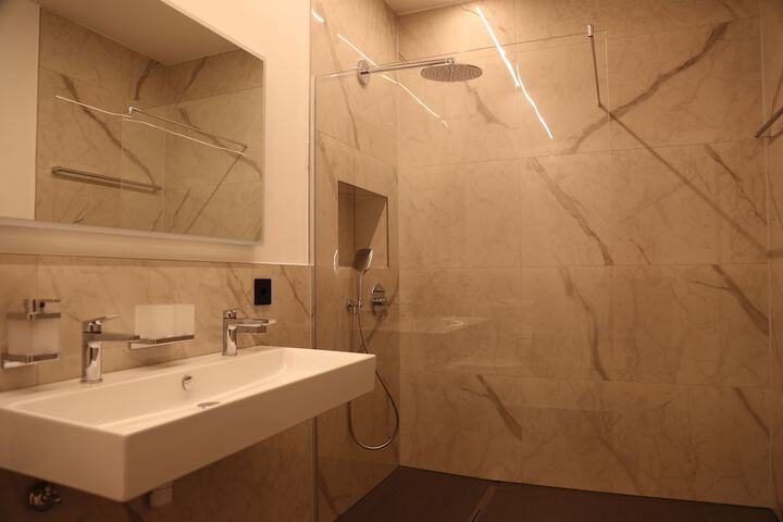 Room 20 of 21