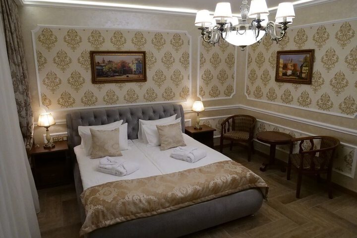 Room 4 of 29