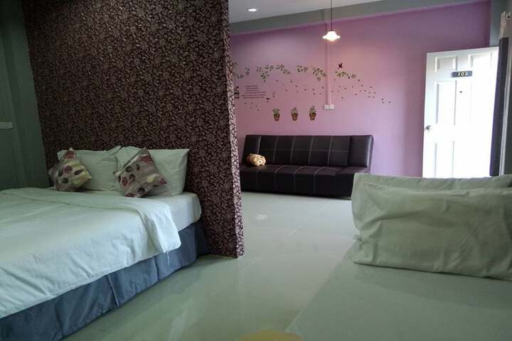 Room 12 of 26