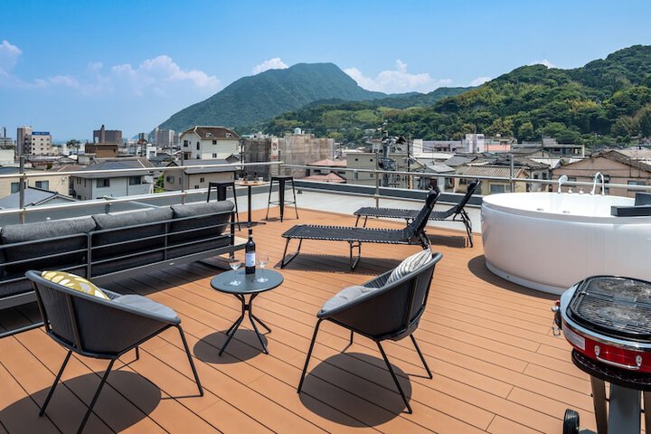 Terrace/Patio 57 of 60