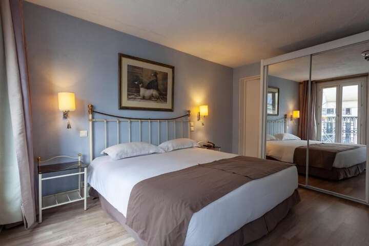 Room 15 of 54