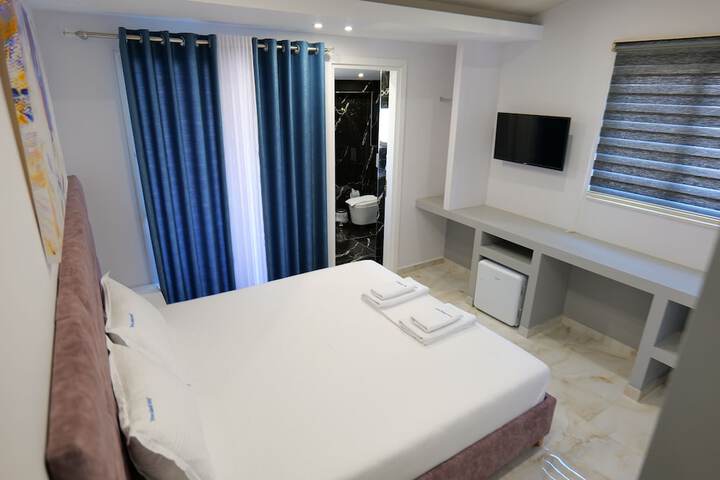 Room 44 of 95