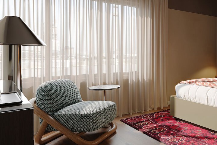 Room 3 of 25