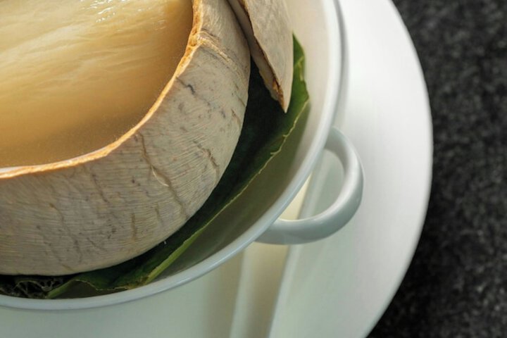 Dining 95 of 145