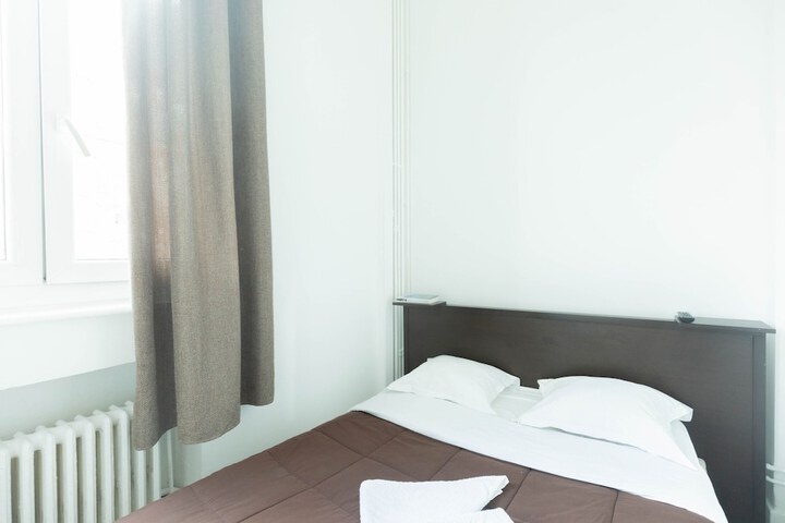 Room 7 of 17