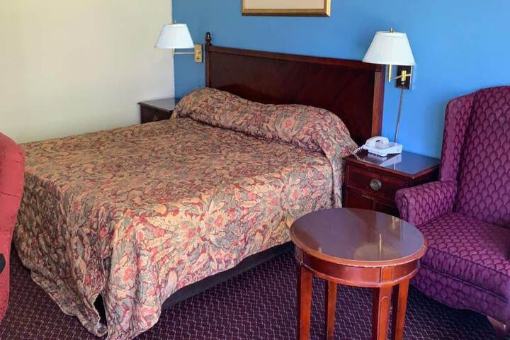 1 King Bed (17 of 44)