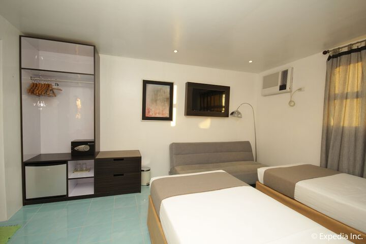 Room 5 of 29