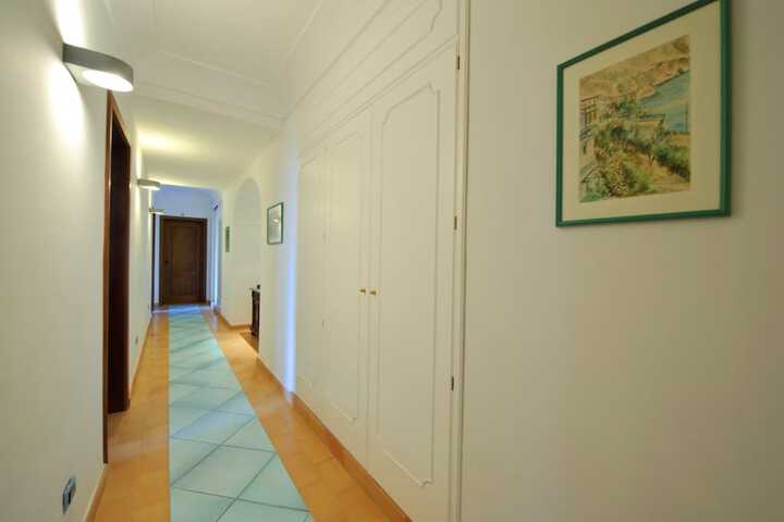 Ballroom/Hall 55 of 70