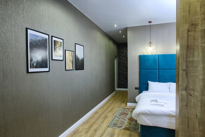 Room 3 of 14