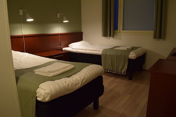 Room 12 of 31