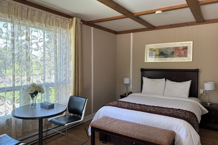 Room 5 of 19