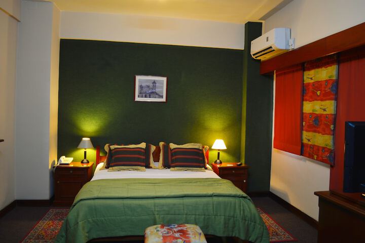 Room 12 of 44