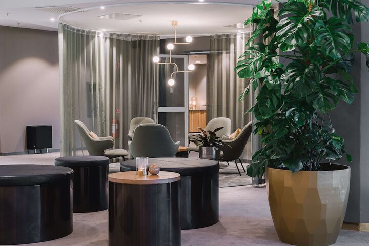 Hotel Lobby