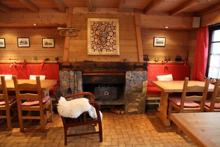 Hotel Cro-Bidou in Saint-Paul-en-Chablais