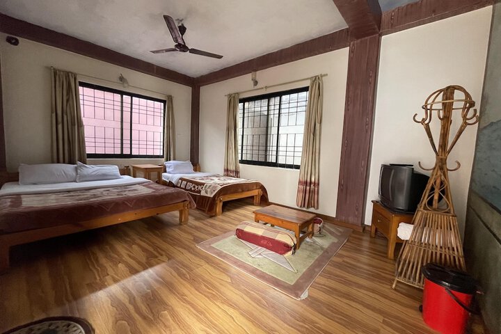 Room 17 of 49