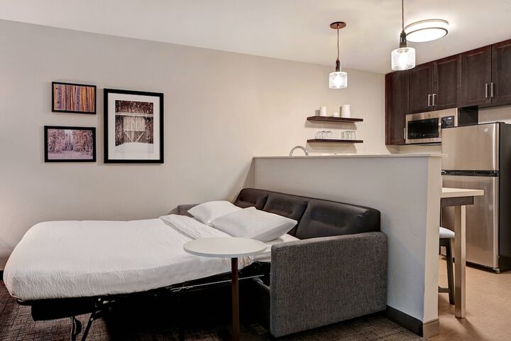 Room 15 of 92