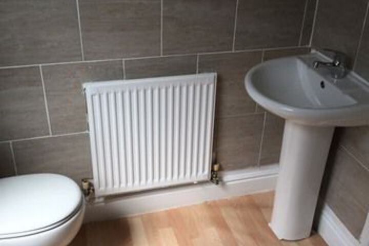 Room 3 of 16